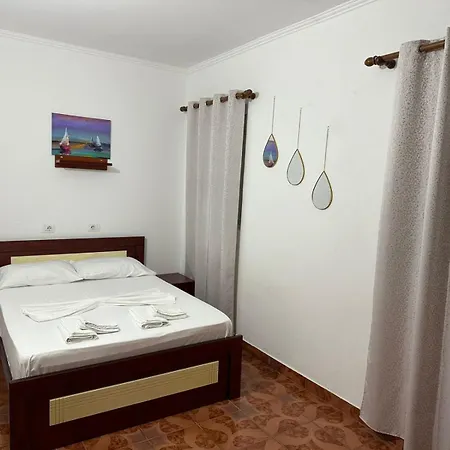Vrekaj Apartment *